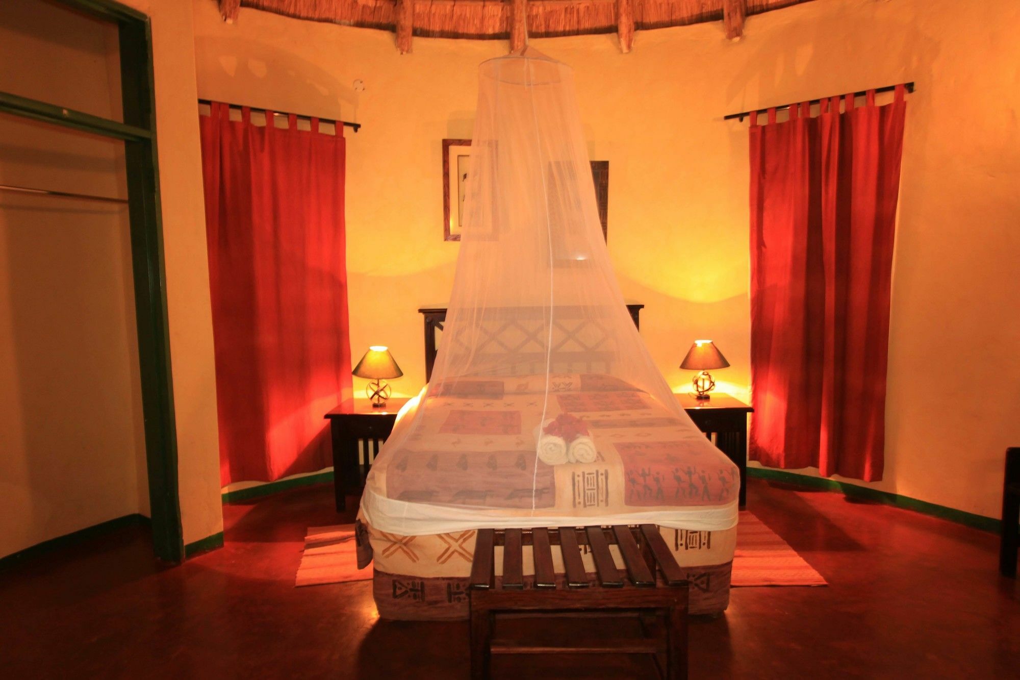 Lesoma Valley Lodge Kasane Buitenkant foto